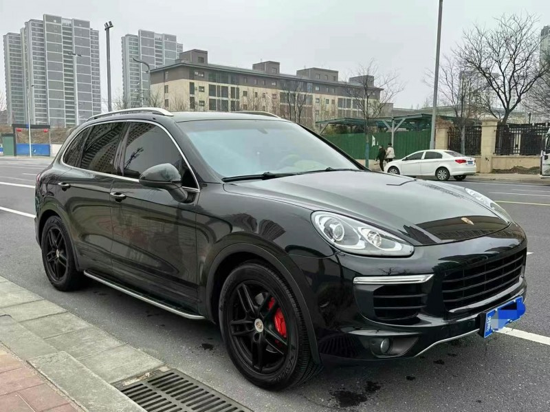 鄭州15年保時捷卡宴3