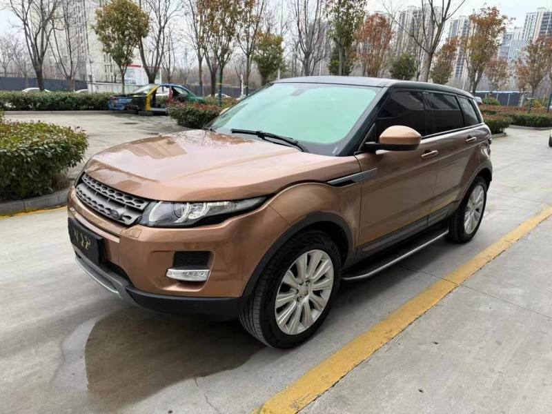 济宁16年路虎极光3