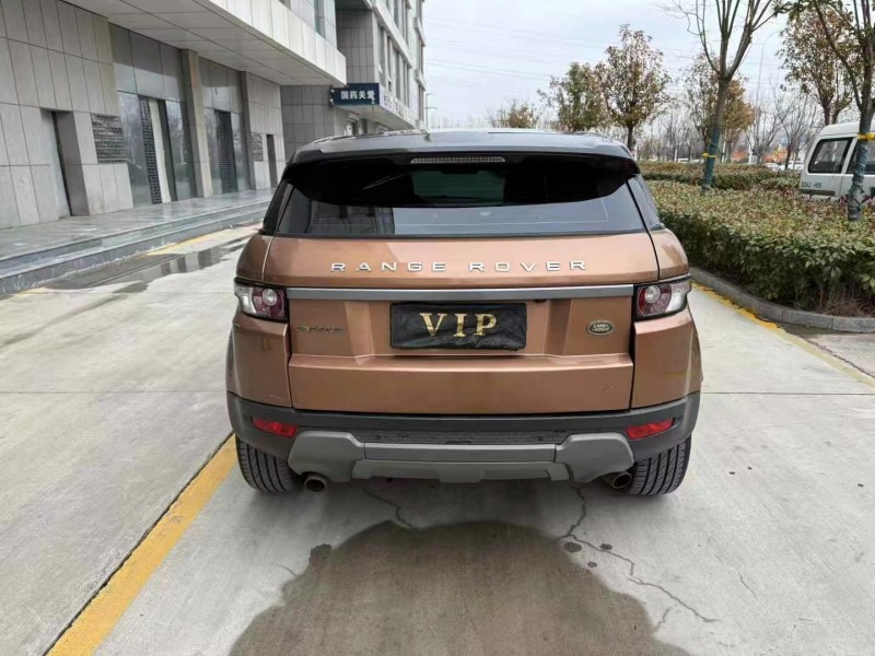 济宁16年路虎极光9