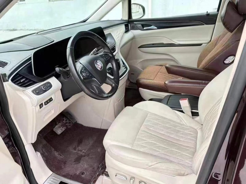 菏泽20年别克艾维亚4