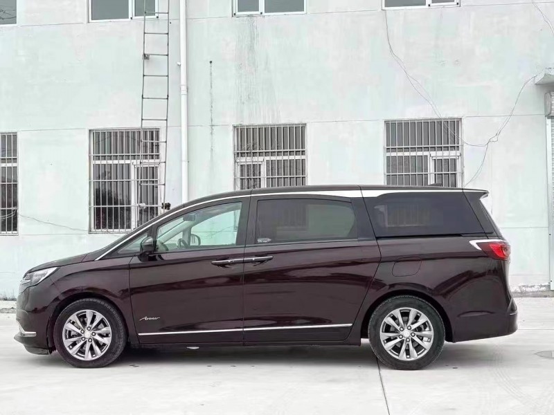 菏泽20年别克艾维亚6