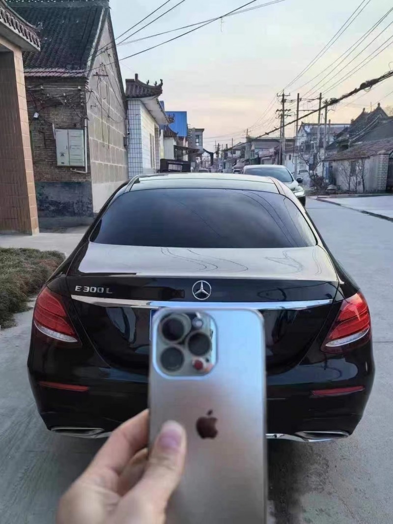 菏泽17年奔驰E8