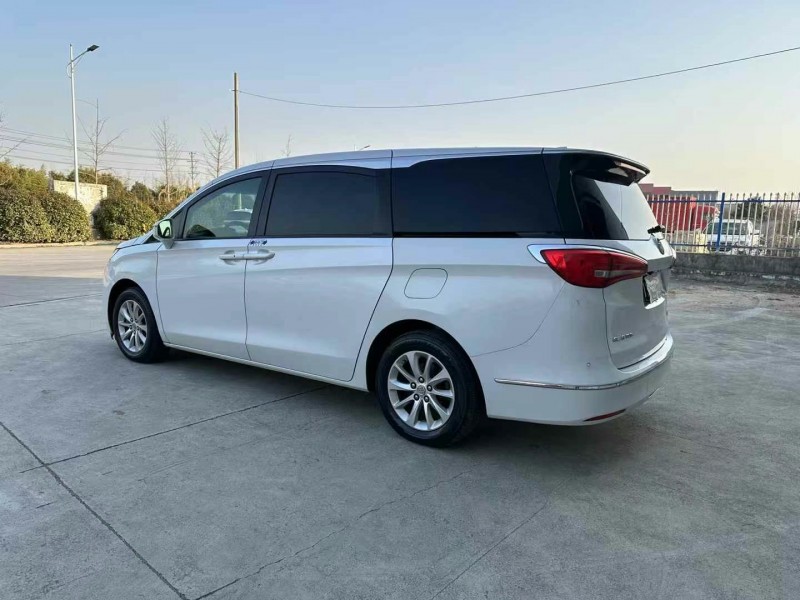 徐州18年别克GL88