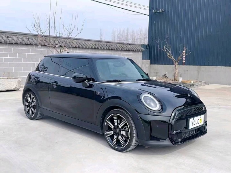 徐州22年MINIJCW CLUBMAN3
