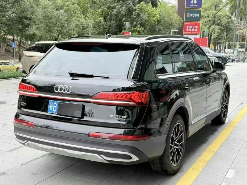 佛山22年奧迪Q78