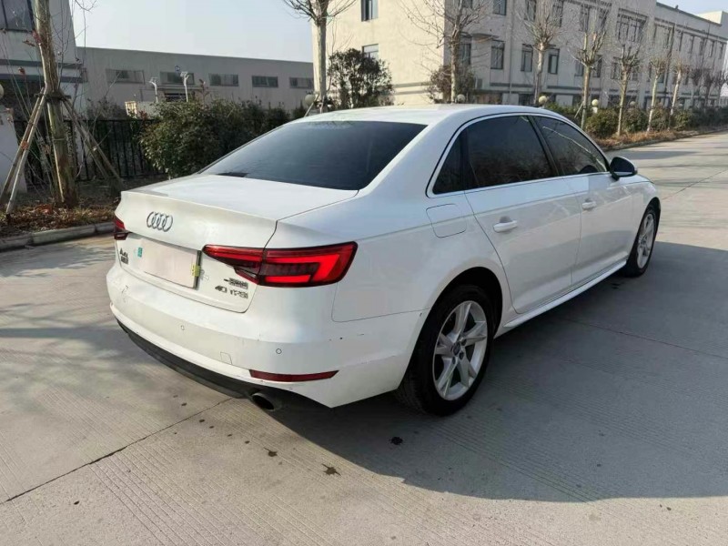 徐州17年奥迪A4L5
