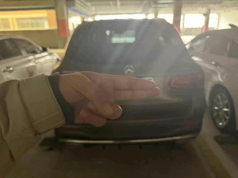 广州22年奔驰GLC9