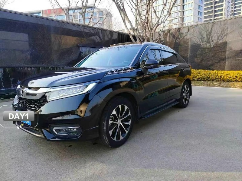 徐州17年本田冠道7