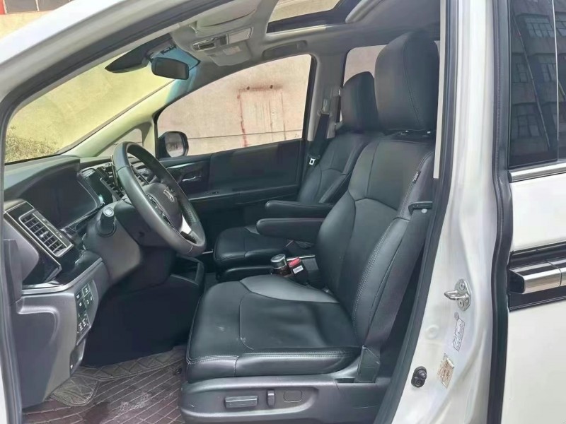 菏泽20年本田艾力绅3