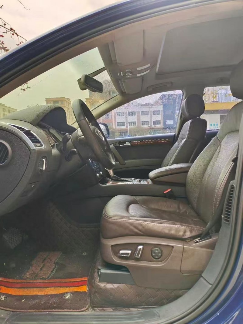 东莞14年奥迪Q76