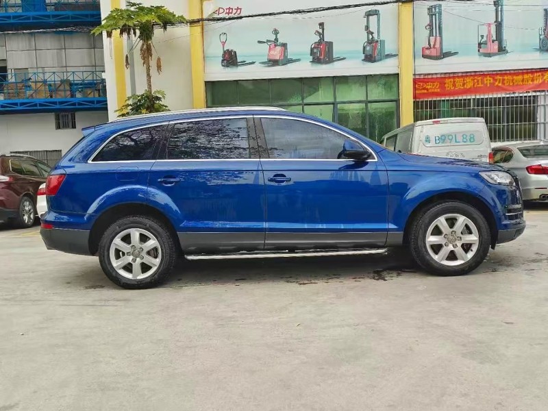 东莞14年奥迪Q77