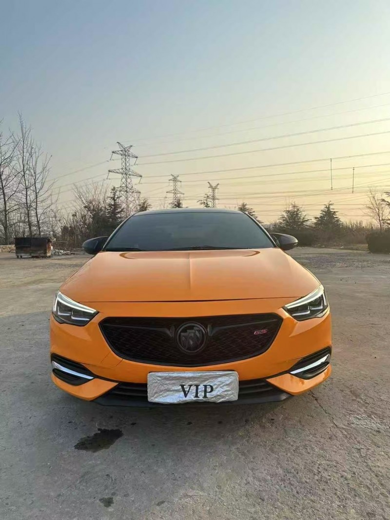 青岛18年别克君威1