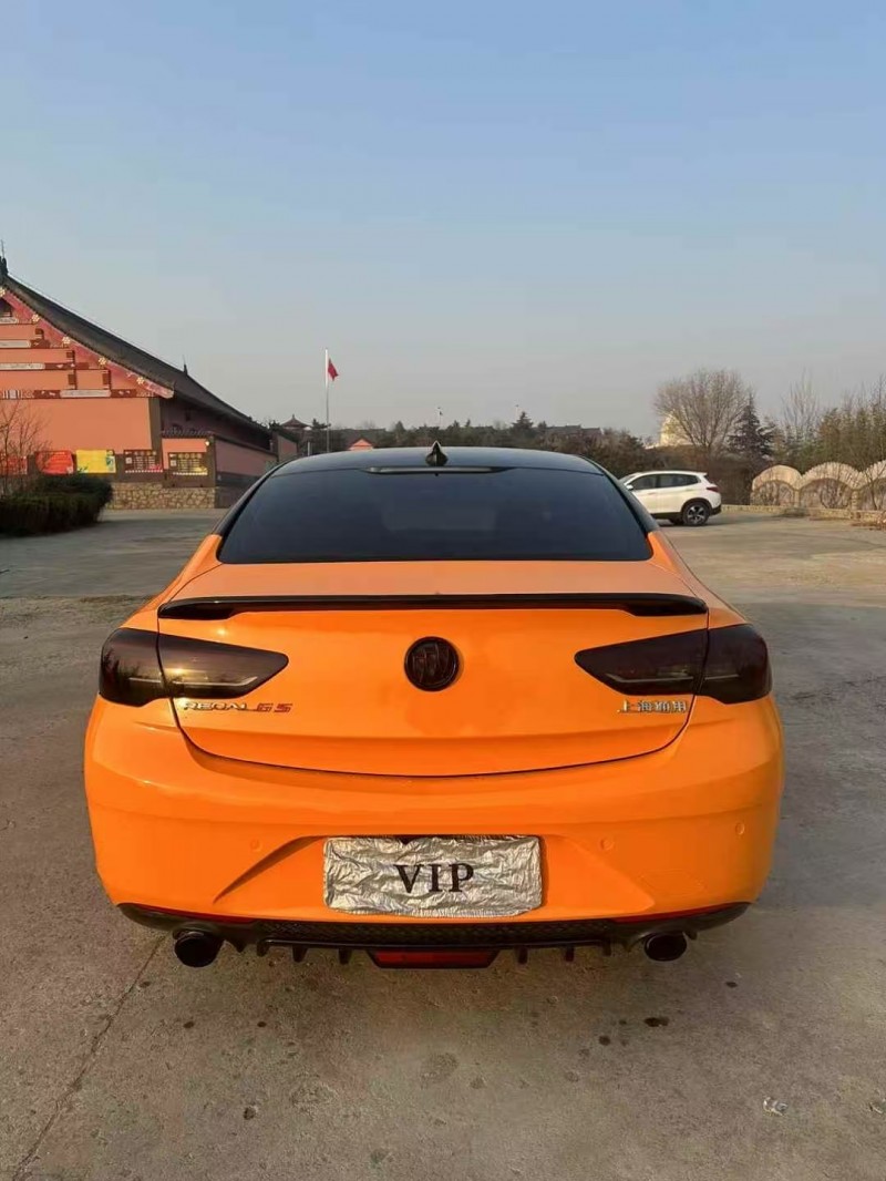 青岛18年别克君威9