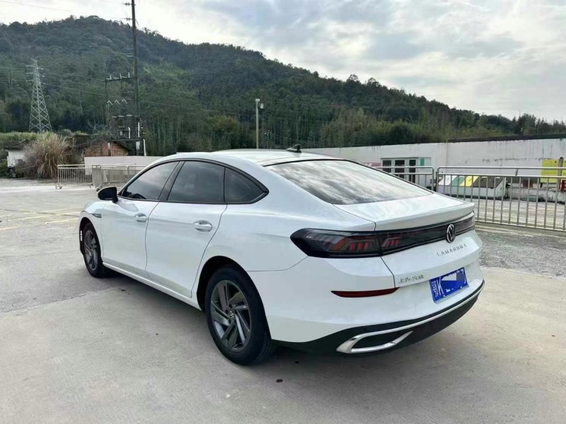 广州24年大众凌渡8