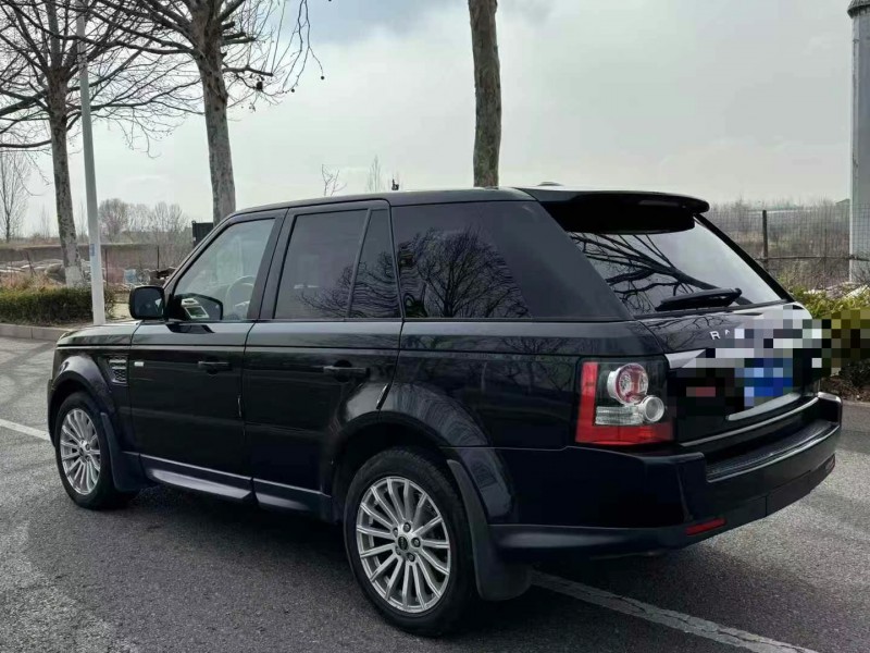 济宁11年路虎揽胜运动8