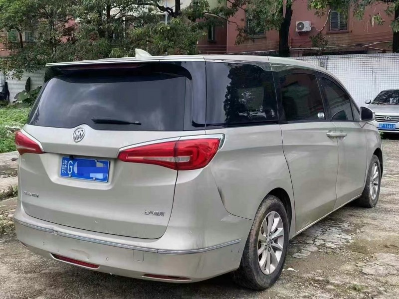 广州17年别克GL88