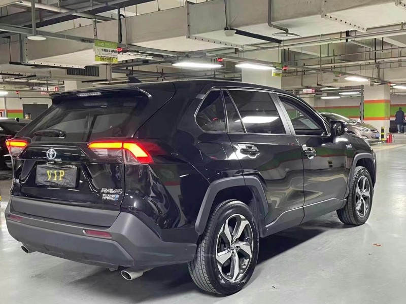 成都22年豐田RAV4榮放5