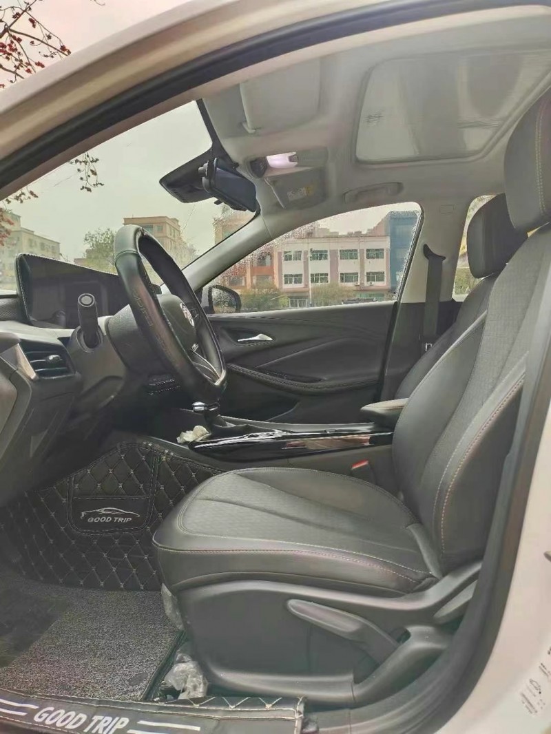 广州22年别克威朗6
