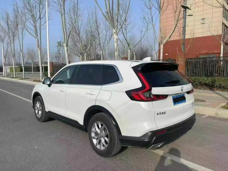 青岛23年本田CRV7