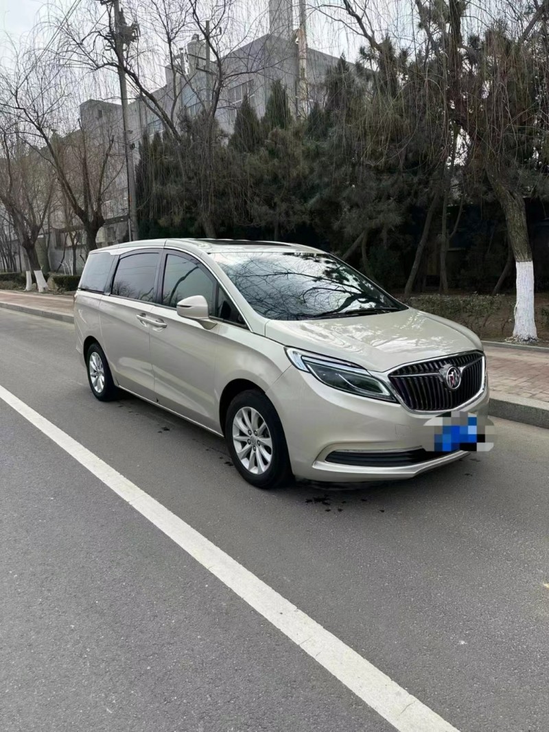 青岛18年别克GL83