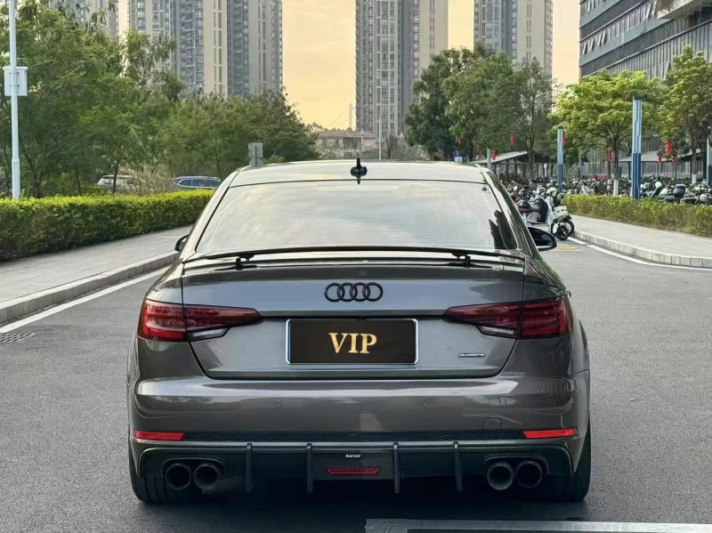 东莞18年奥迪A4L9