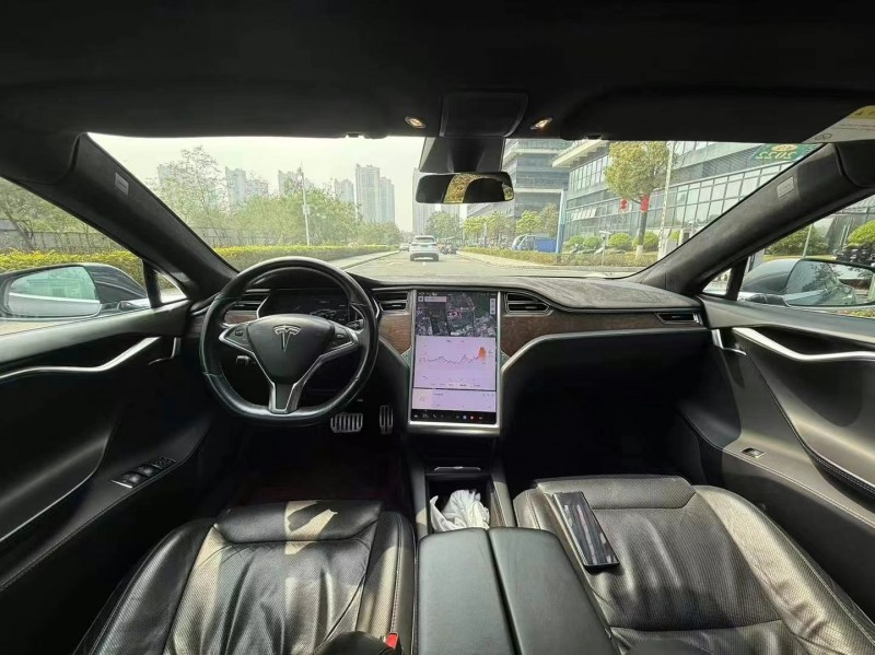 東莞20年特斯拉MODEL S4