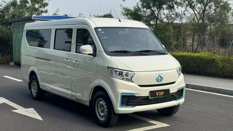 東莞24年長安汽車跨越2