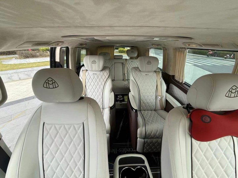 东莞22年奔驰威霆4