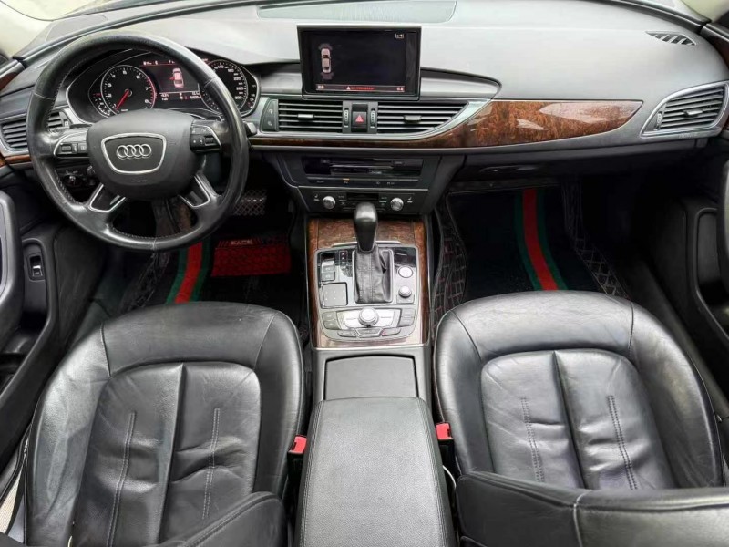 济宁16年奥迪A6L5