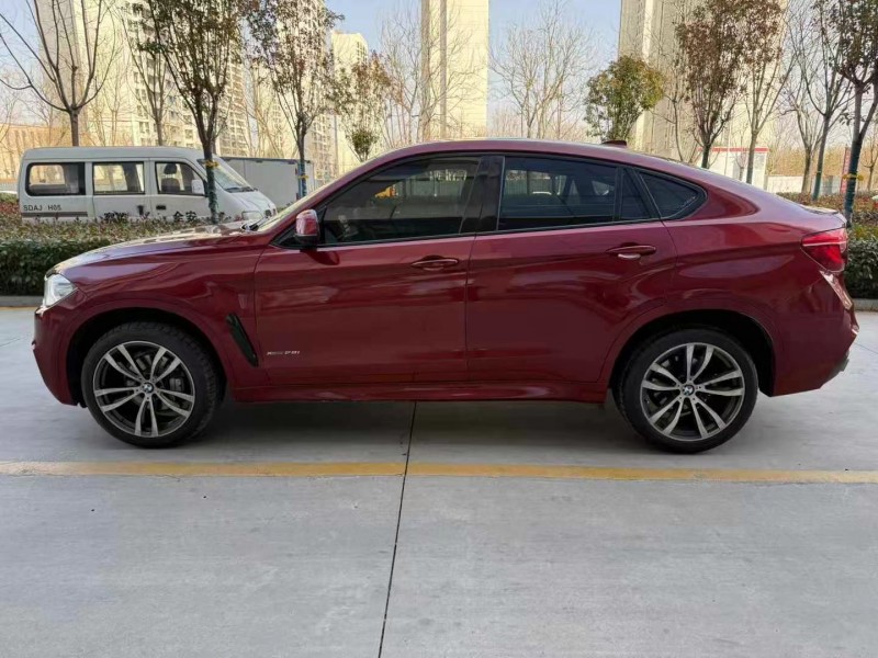 济宁19年宝马X68