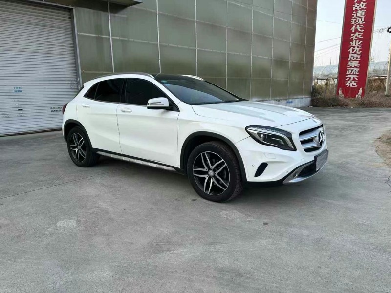 徐州16年奔驰GLA2