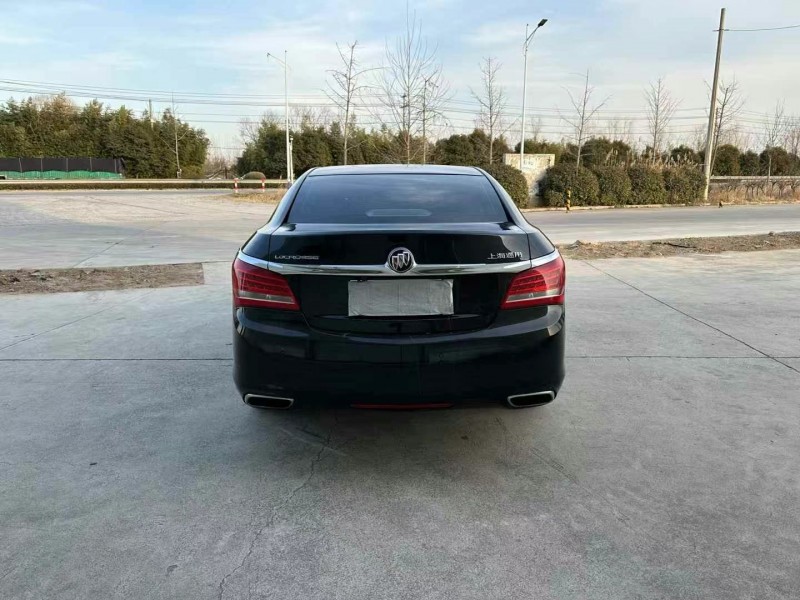 徐州14年别克君越9