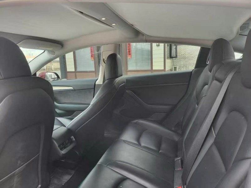 保定23年特斯拉MODEL 37
