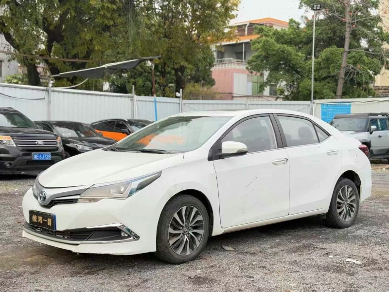 广州18年丰田雷凌3
