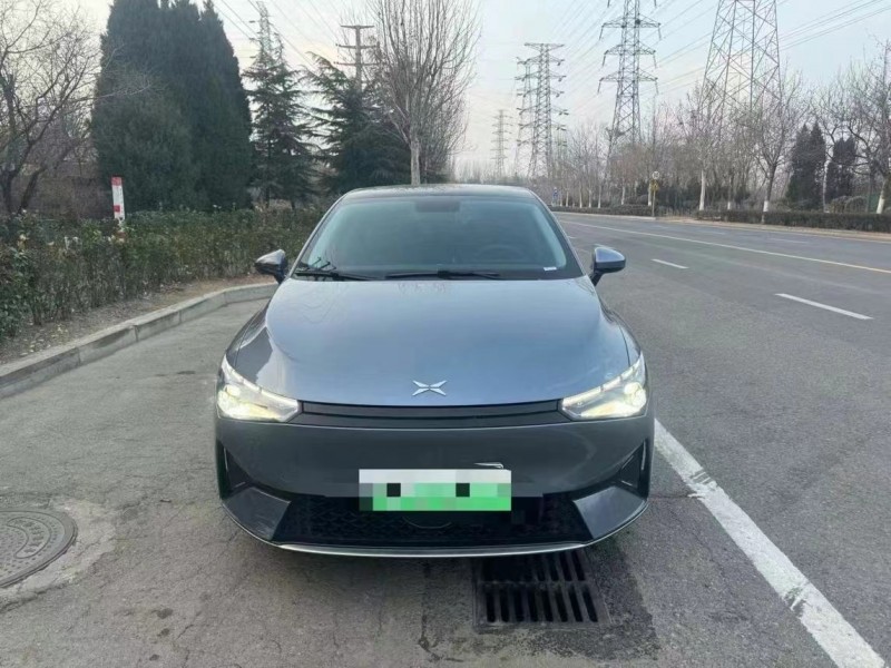 青島22年小鵬汽車P51