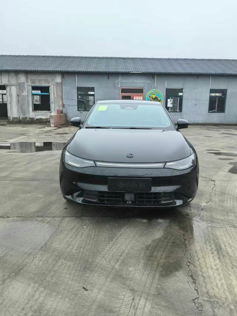 濟寧24年零跑汽車C011