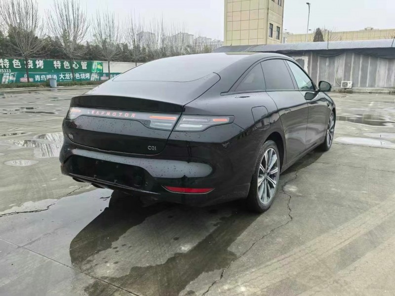 濟寧24年零跑汽車C018