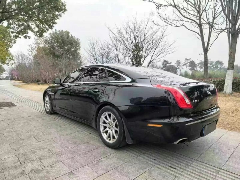 保定14年捷豹XJL7