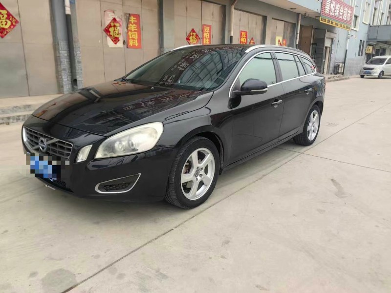 保定13年沃爾沃V602