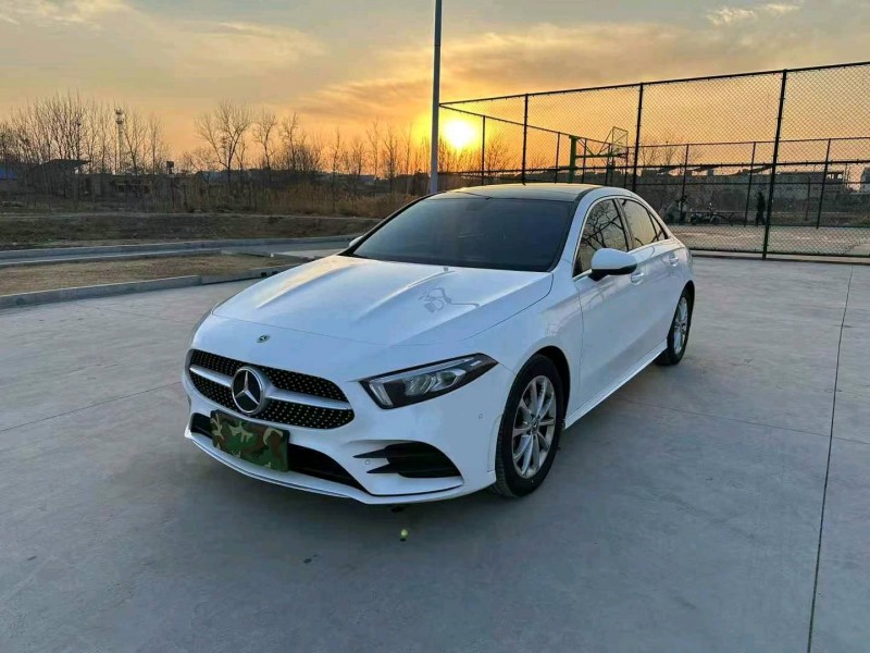 徐州22年奔驰A3
