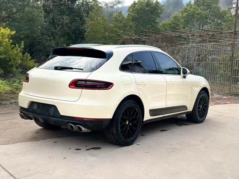 金華14年保時捷Macan5