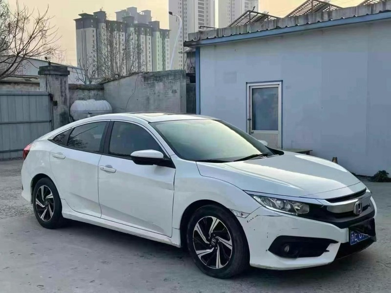 青岛16年本田思域3