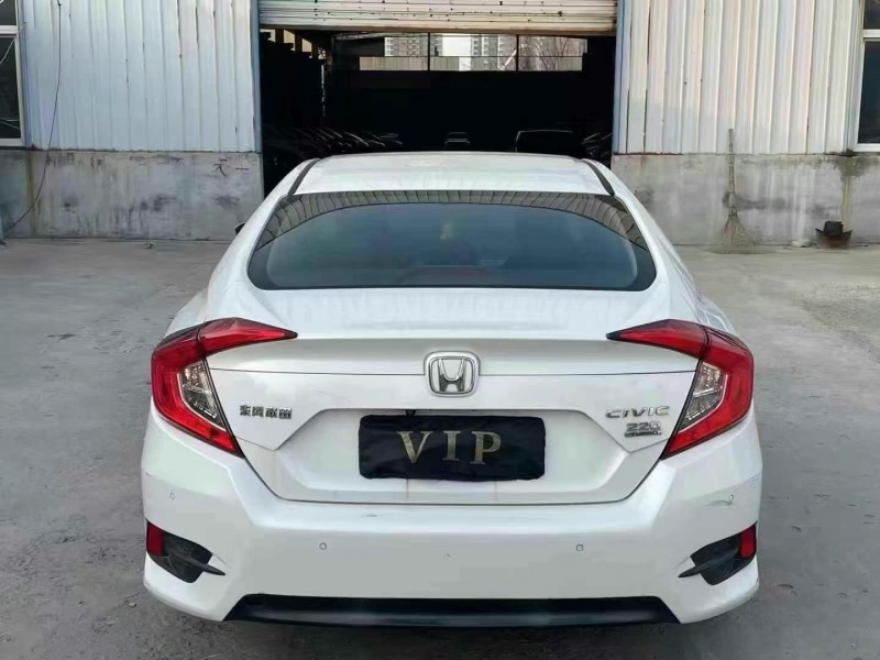 青岛16年本田思域9