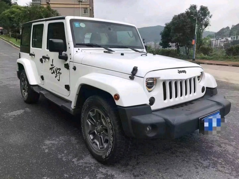 廈門17年Jeep牧馬人3