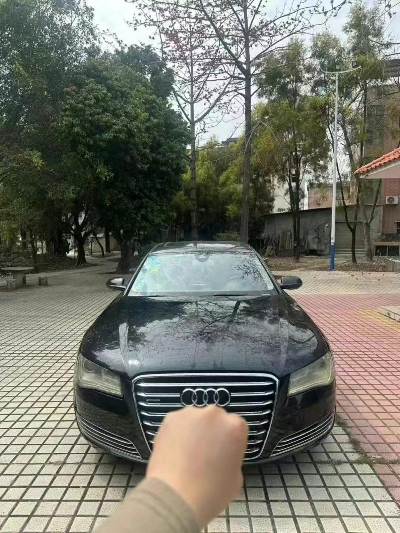 广州13年奥迪A8L1