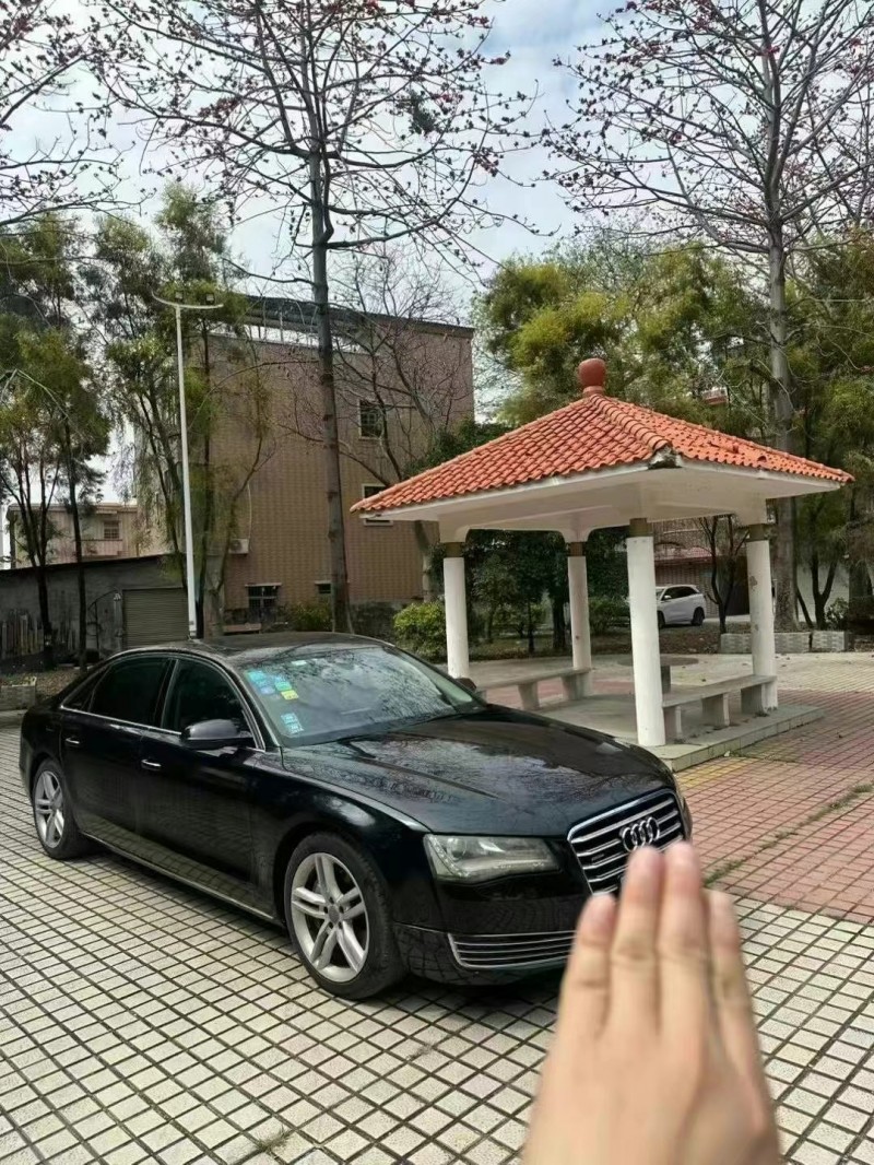 广州13年奥迪A8L2