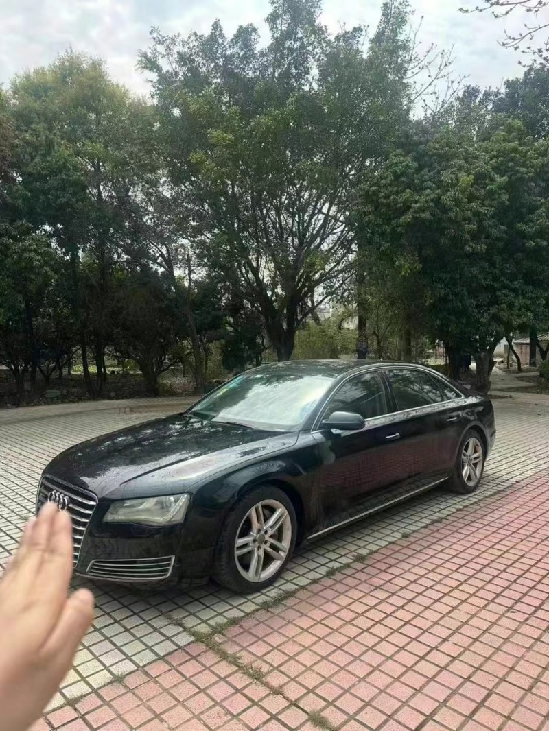 广州13年奥迪A8L3