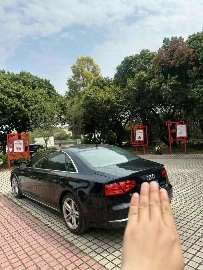 广州13年奥迪A8L4