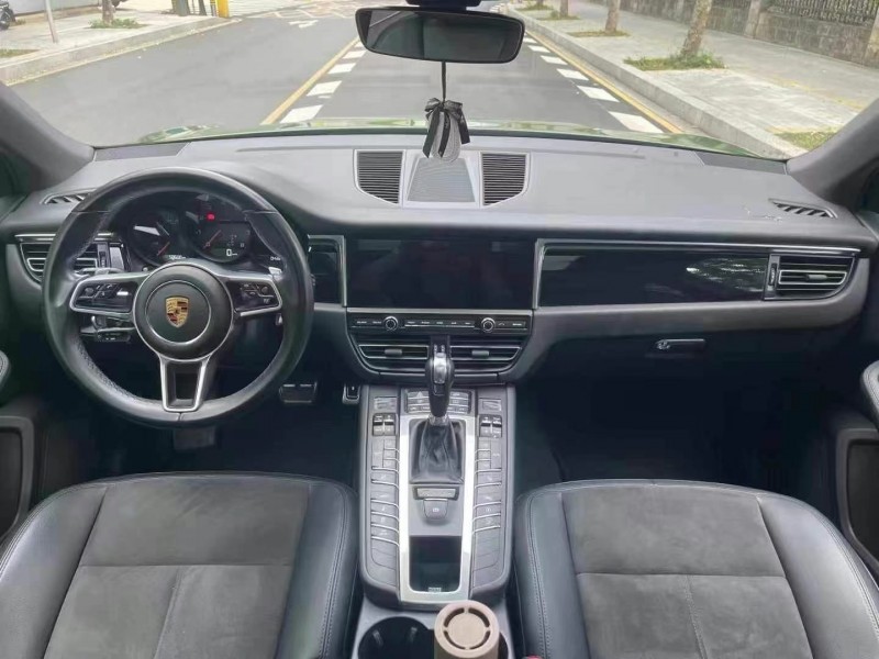广州20年保时捷Macan6