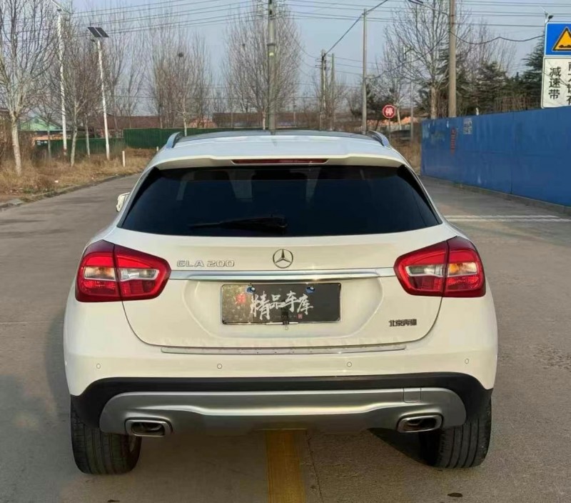 济宁16年奔驰GLA9